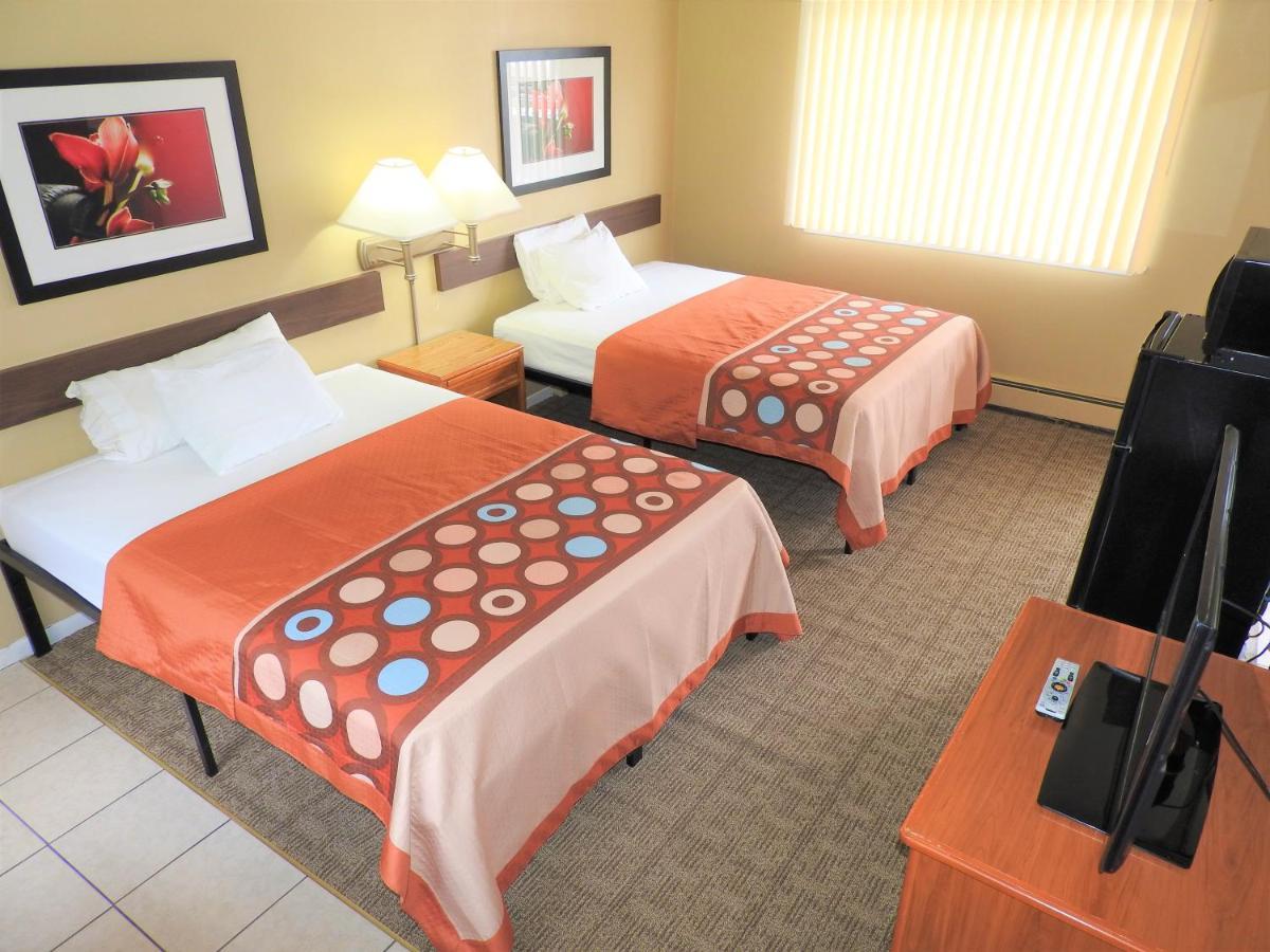 Country Meadow Inn South Lyon 외부 사진